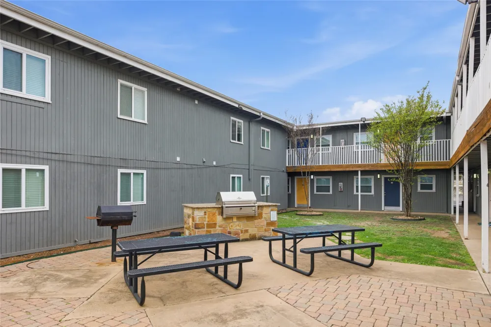 2401 Manor Road #232 Austin, TX 78722