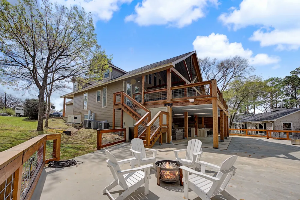 243 Riverbirch Browndell, TX 75931