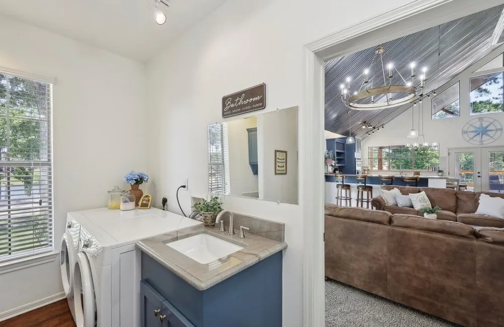 243 Riverbirch Browndell, TX 75931