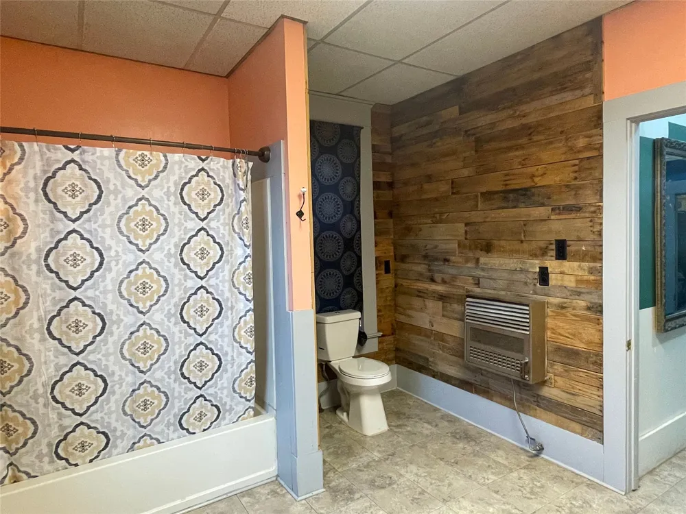 215 W Main Street Lometa, TX 76853