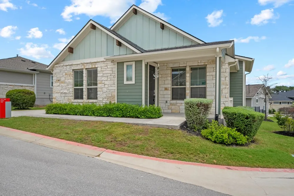 131 Ace Lane #101 San Marcos, TX 78666