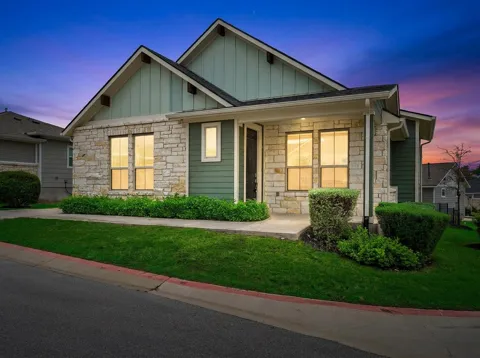 131 Ace Lane #101