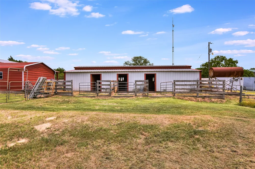 2187 Highway 290 E McDade, TX 78650