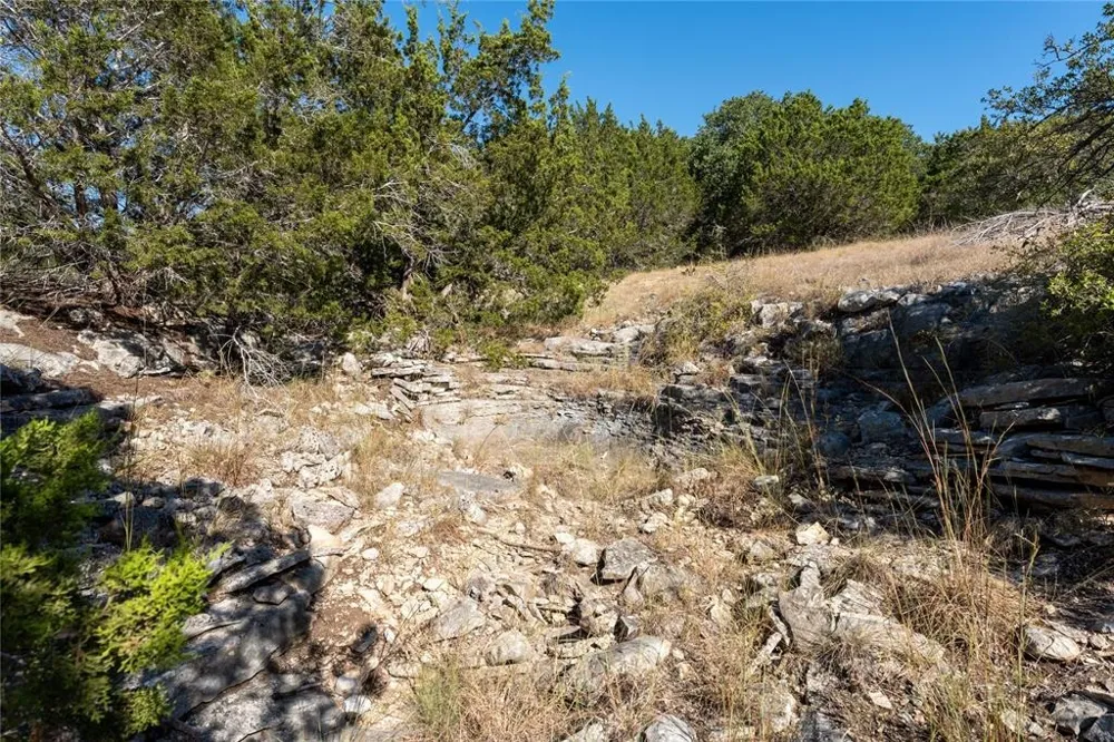 129 Lost Canyon Creek Bertram, TX 78605