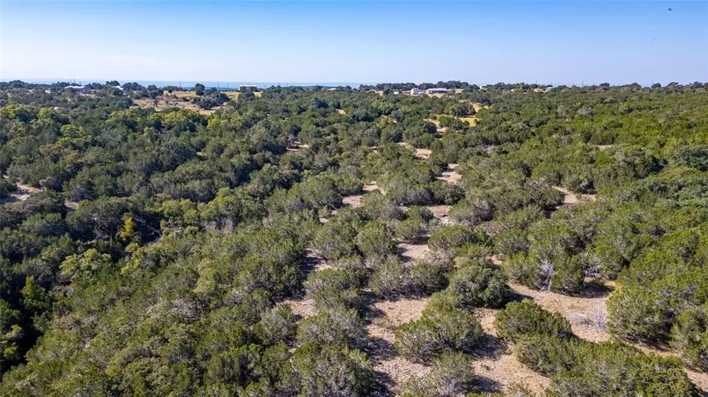 129 Lost Canyon Creek Bertram, TX 78605