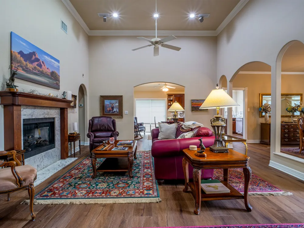415 Saint Andrews Street Meadowlakes, TX 78654