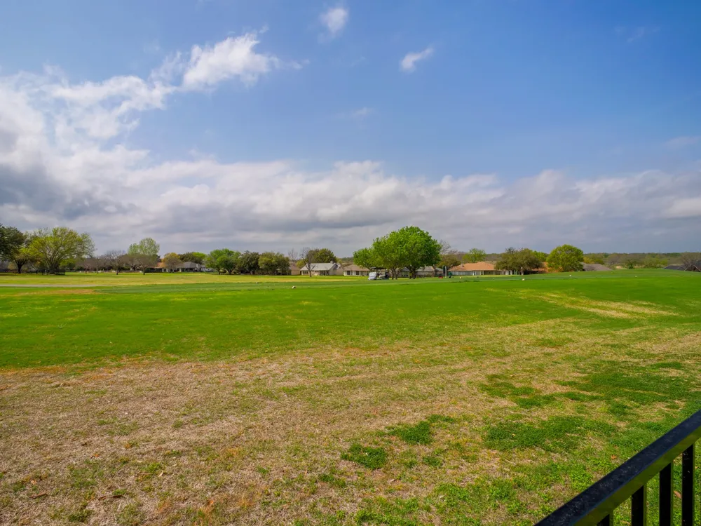 415 Saint Andrews Street Meadowlakes, TX 78654