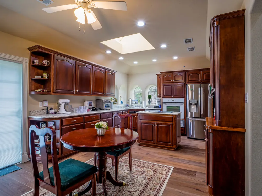 415 Saint Andrews Street Meadowlakes, TX 78654