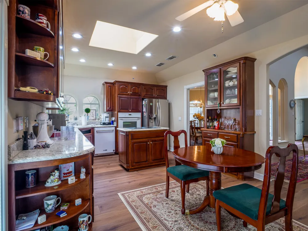 415 Saint Andrews Street Meadowlakes, TX 78654