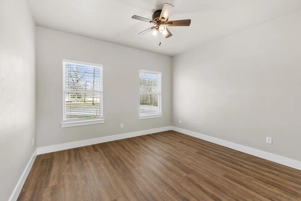 103 Lentz Main Street Red Rock, TX 78662