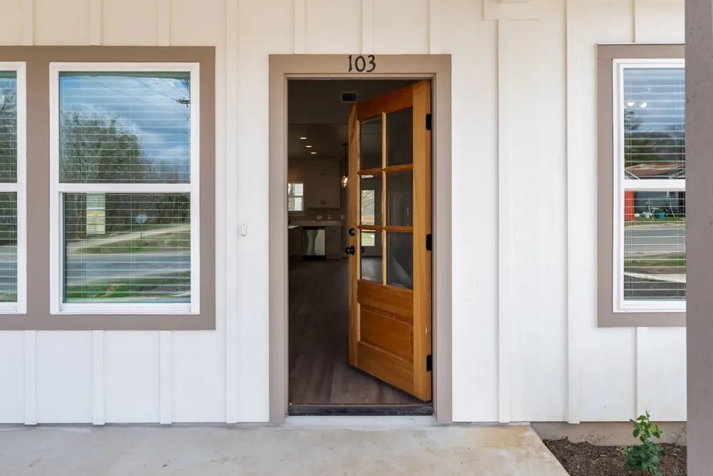 103 Lentz Main Street Red Rock, TX 78662
