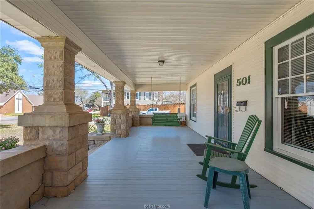 501 W Buck Street Caldwell, TX 77836