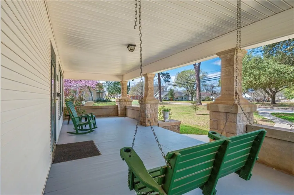 501 W Buck Street Caldwell, TX 77836