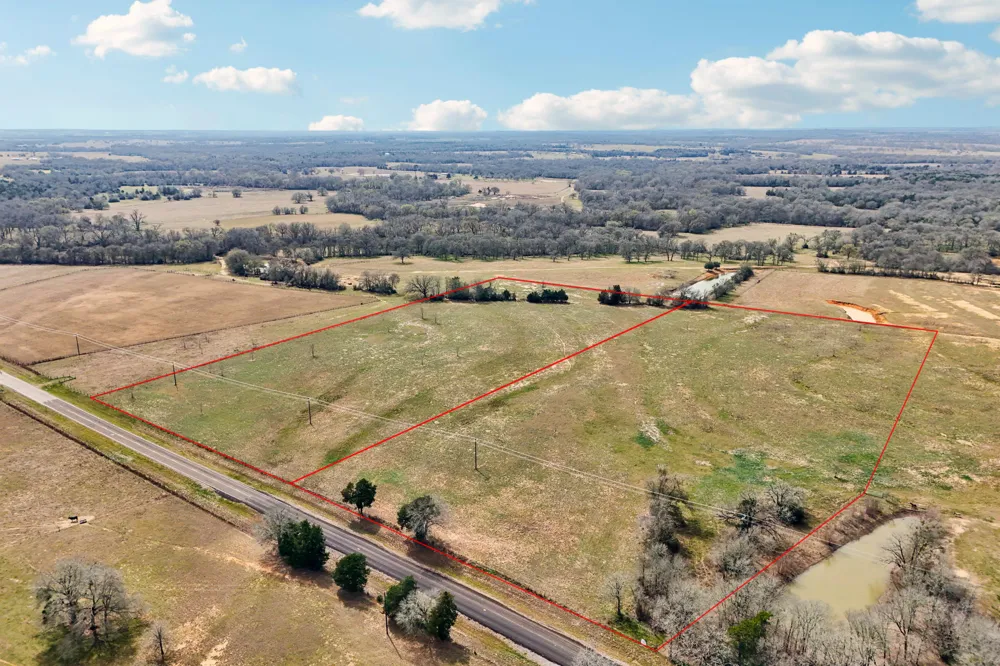 2 FM 1624 Lincoln, TX 78948