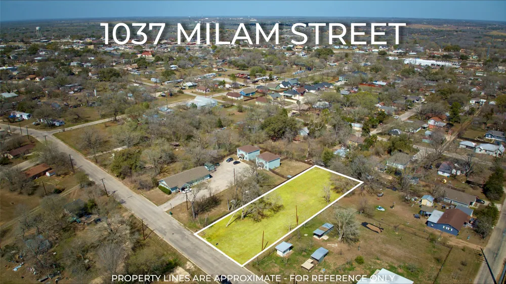 1037 Milam Street Luling, TX 78648