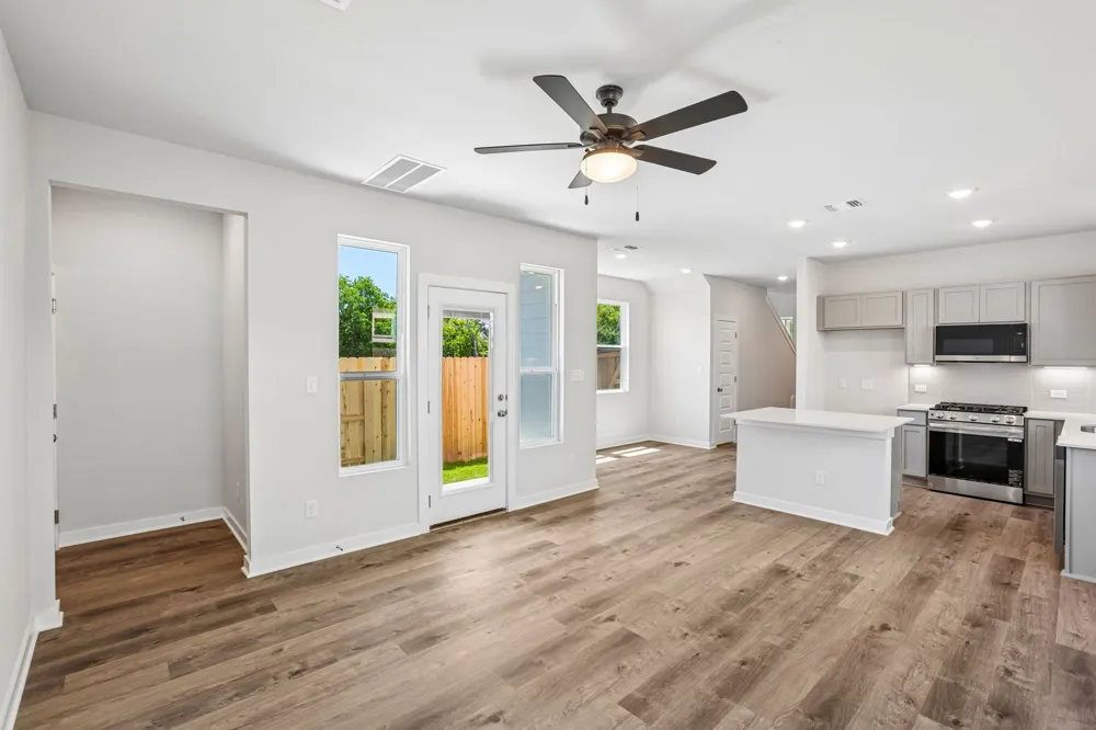 2207 Oscar Eli Place Round Rock, TX 78665