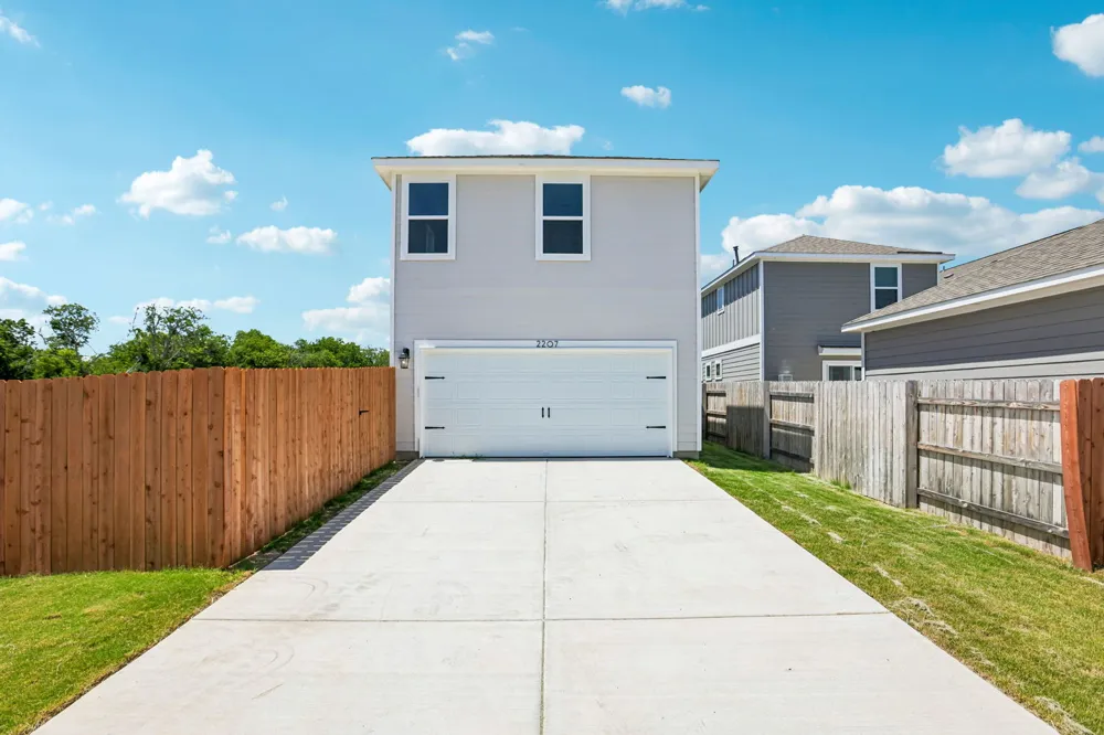 2207 Oscar Eli Place Round Rock, TX 78665