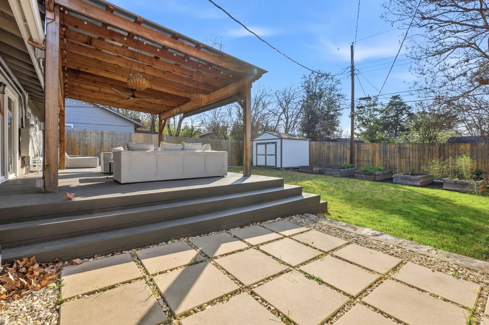 2612 Little John Lane Austin, TX 78704