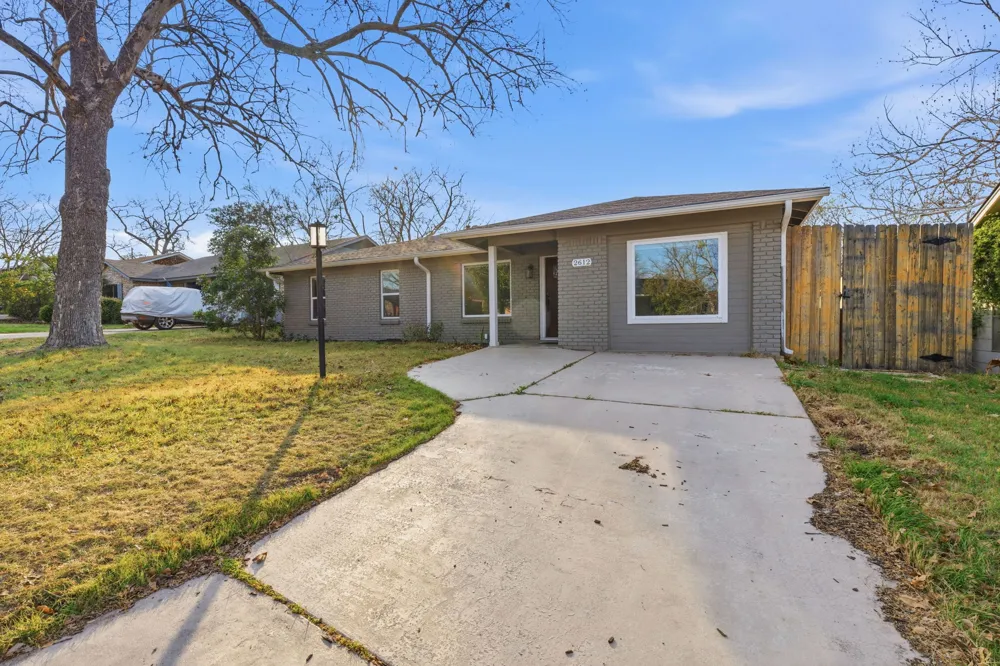 2612 Little John Lane Austin, TX 78704