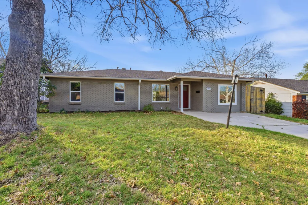 2612 Little John Lane Austin, TX 78704