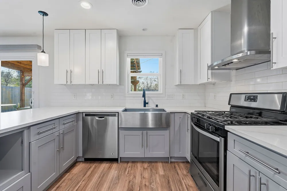 2612 Little John Lane Austin, TX 78704