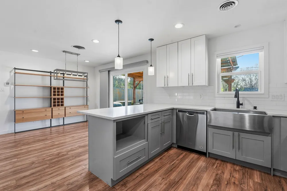 2612 Little John Lane Austin, TX 78704