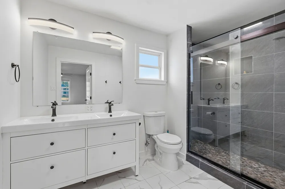 2612 Little John Lane Austin, TX 78704