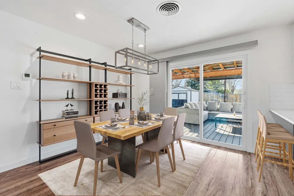 2612 Little John Lane Austin, TX 78704