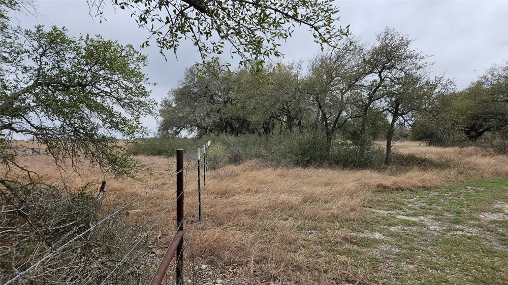 C.R,316 Walburg, TX 78626