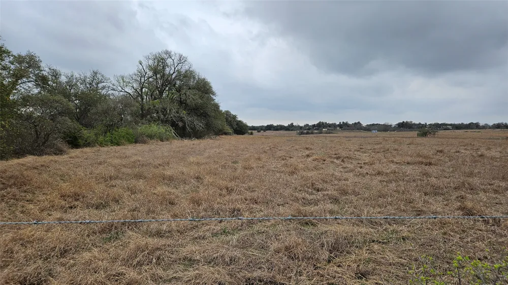 C.R,316 Walburg, TX 78626