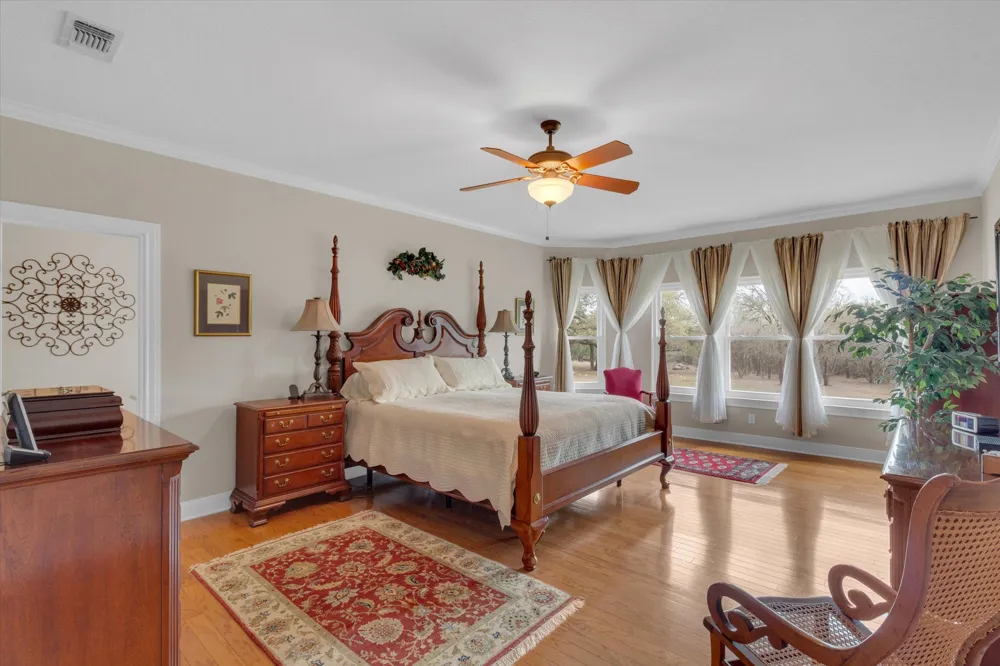 2235 Summit Ridge Drive San Marcos, TX 78666