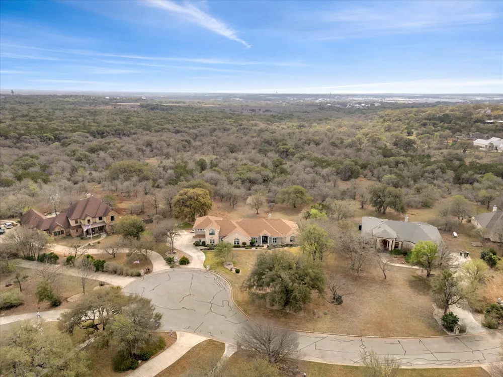 2235 Summit Ridge Drive San Marcos, TX 78666