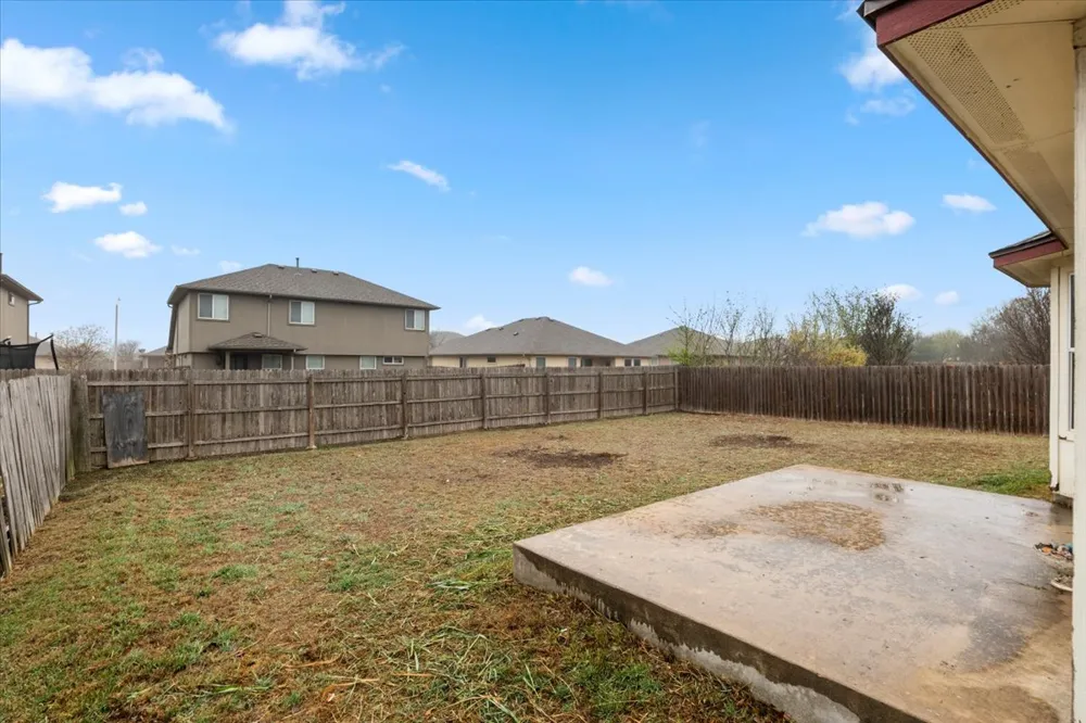281 Leonardo Street Kyle, TX 78640