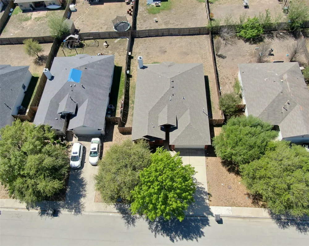 281 Leonardo Street Kyle, TX 78640