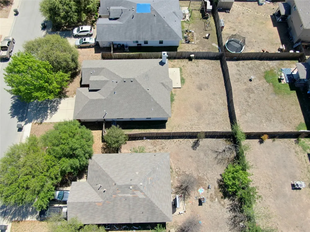 281 Leonardo Street Kyle, TX 78640