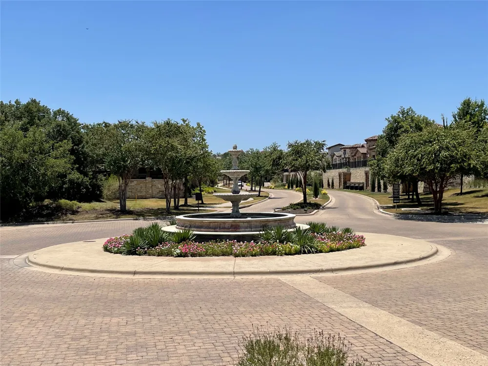 104 Bella Toscana Avenue #2106 Lakeway, TX 78734