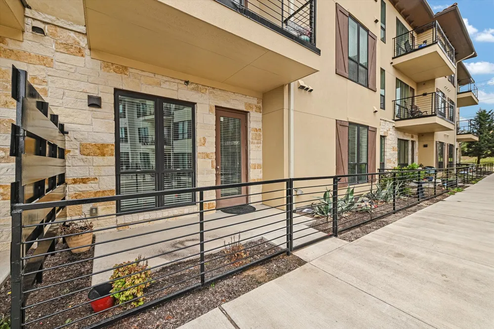 104 Bella Toscana Avenue #2106 Lakeway, TX 78734