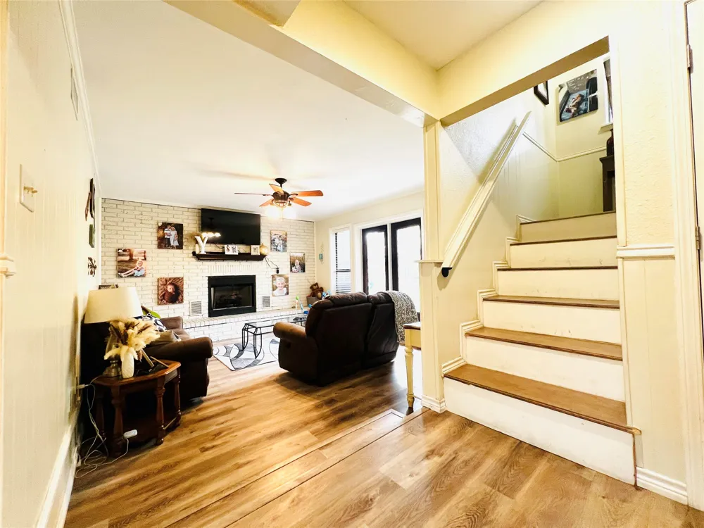 1904 Hoover Avenue Cameron, TX 76520