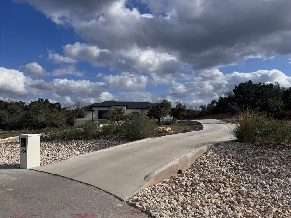 234 Campolina Lane Driftwood, TX 78619