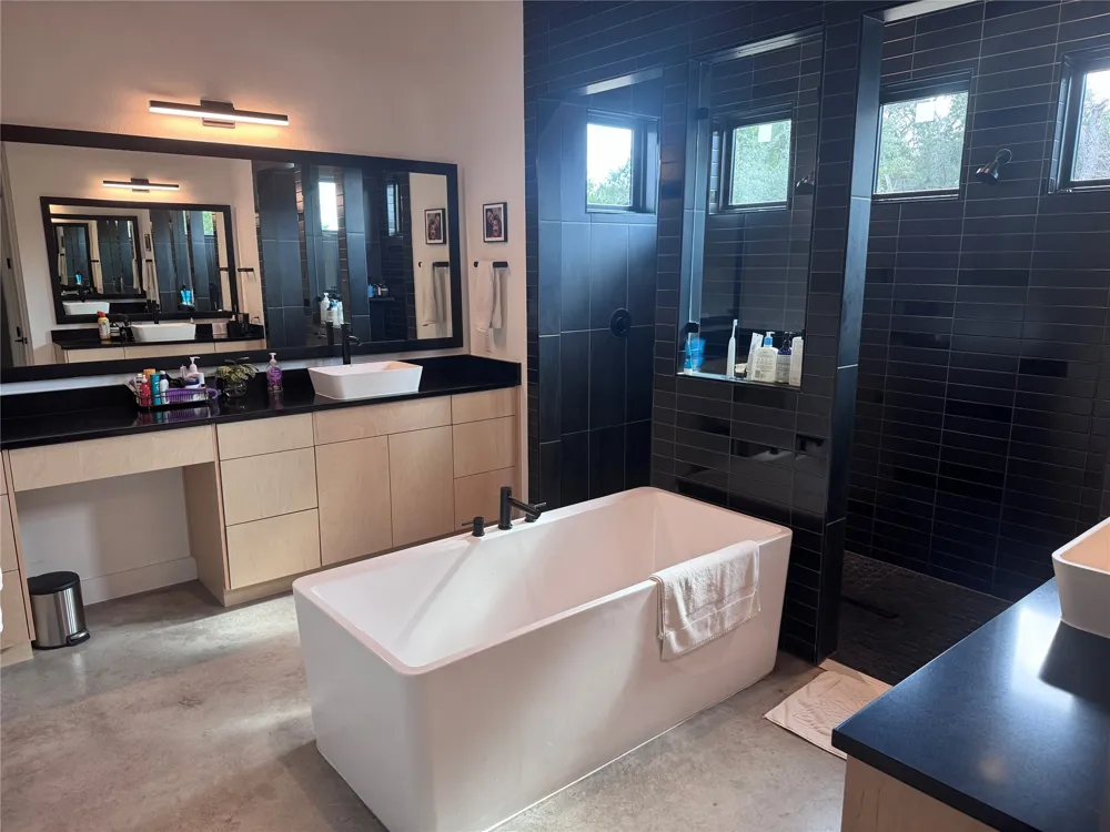 234 Campolina Lane Driftwood, TX 78619