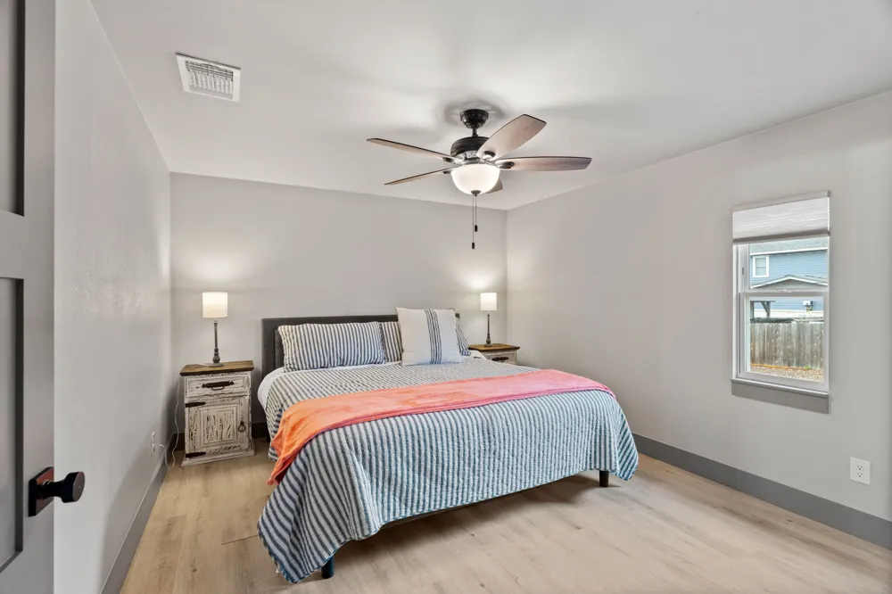 2028 Williams Lakeshore Kingsland, TX 78639