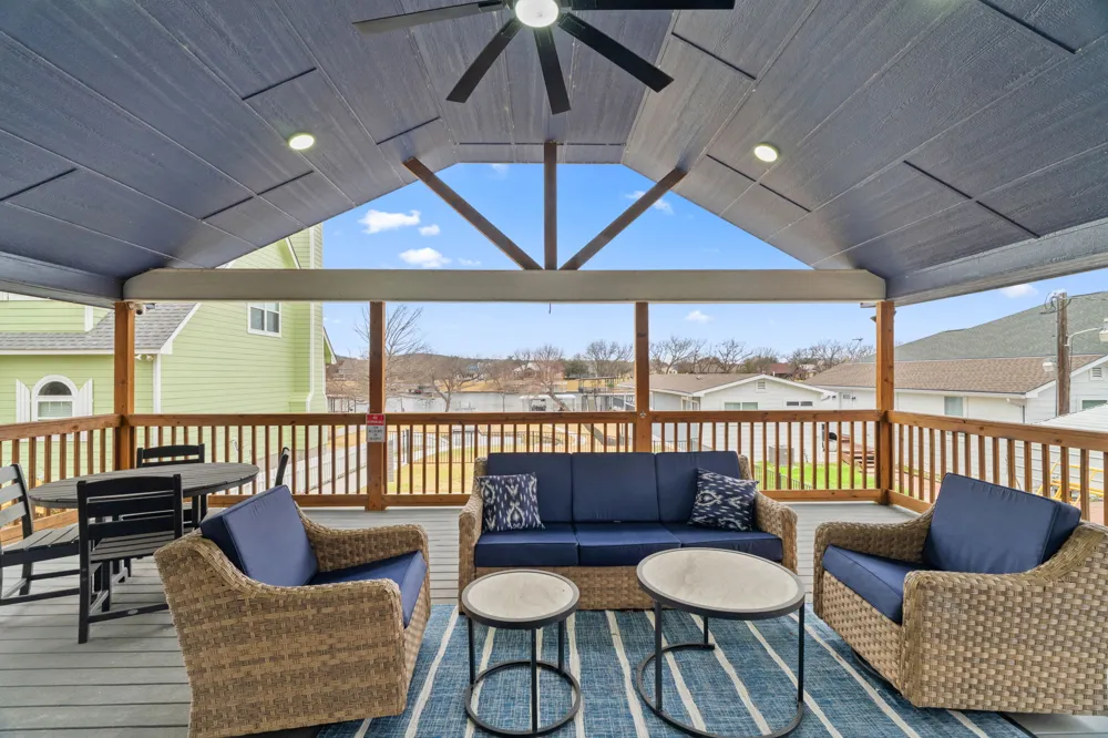 2028 Williams Lakeshore Kingsland, TX 78639