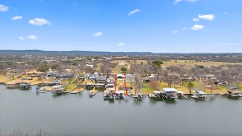 2028 Williams Lakeshore