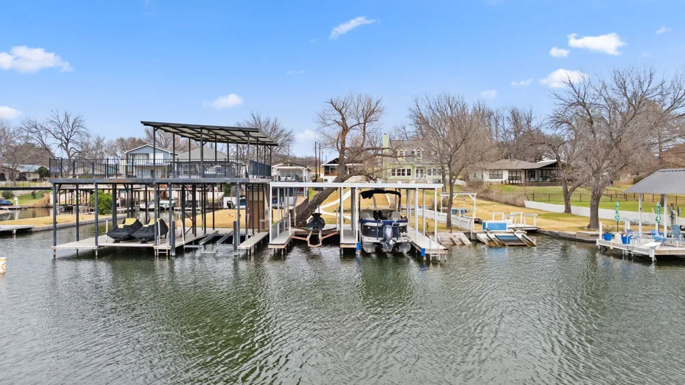 2028 Williams Lakeshore Kingsland, TX 78639