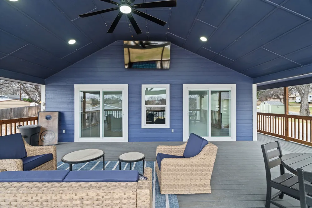 2028 Williams Lakeshore Kingsland, TX 78639
