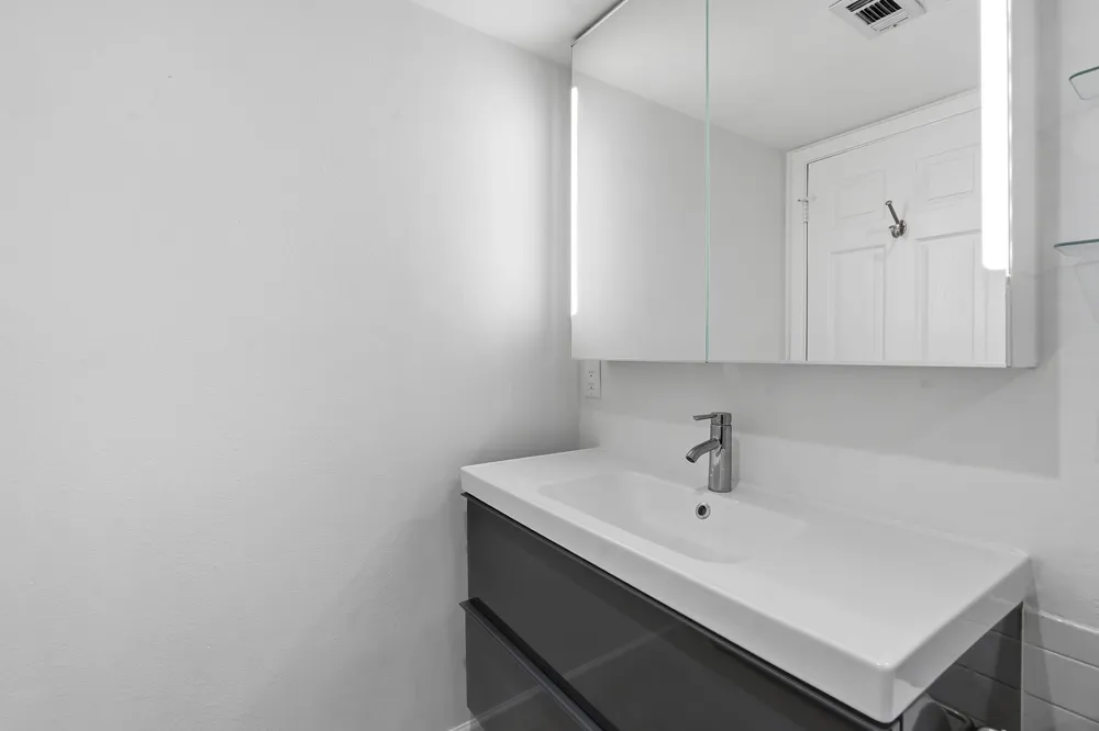 5601 Woodrow Avenue Austin, TX 78756