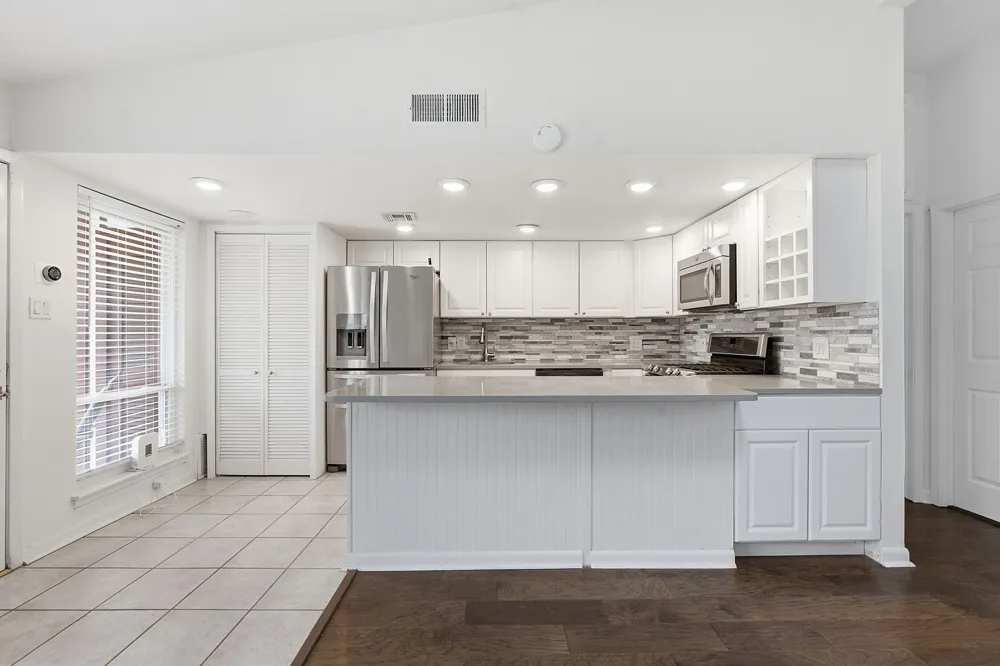 5601 Woodrow Avenue Austin, TX 78756