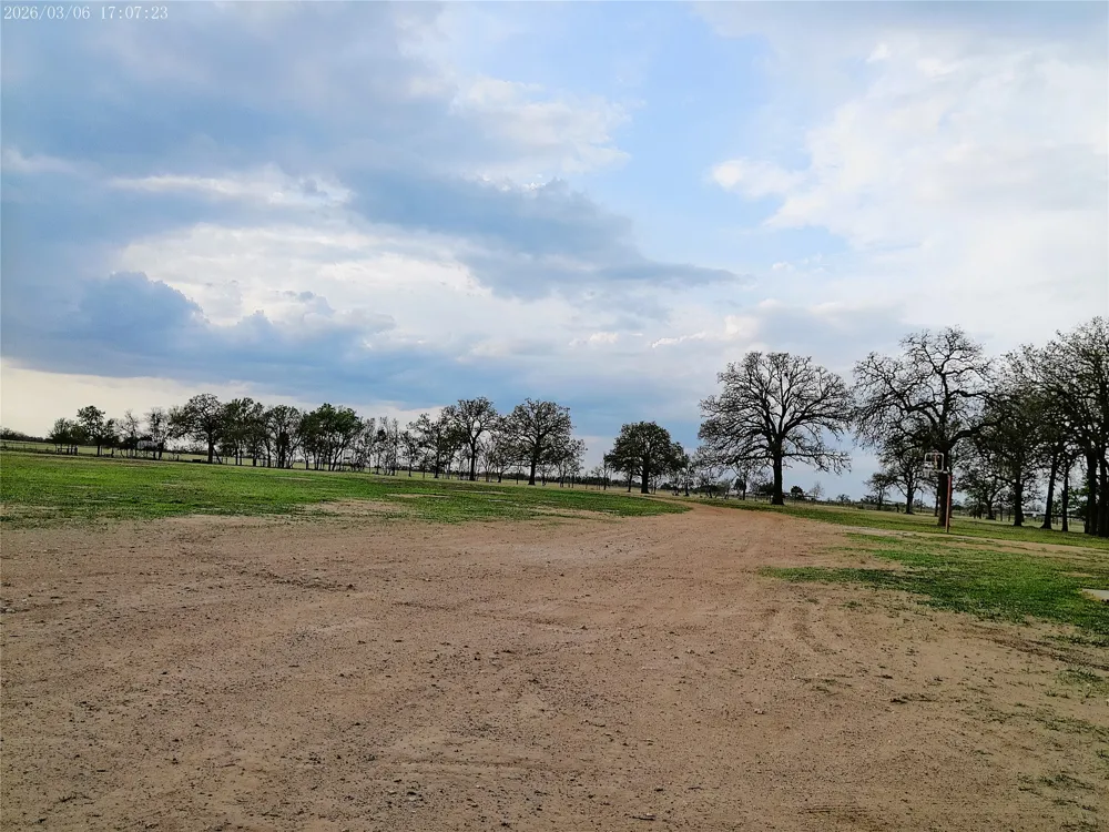 1042 Los Ranchitos Road Cameron, TX 76520