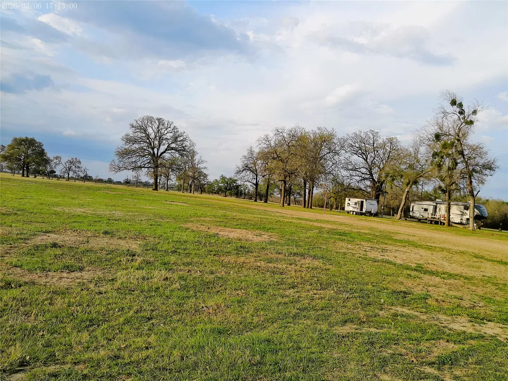 1042 Los Ranchitos Road Cameron, TX 76520