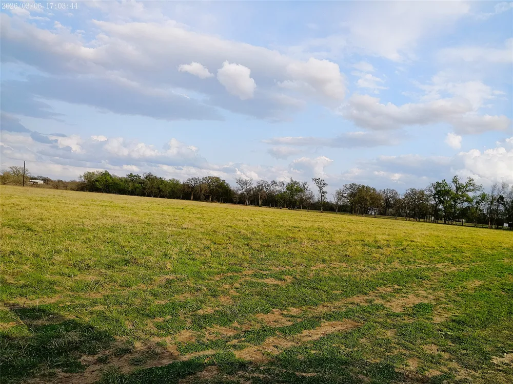 1042 Los Ranchitos Road Cameron, TX 76520